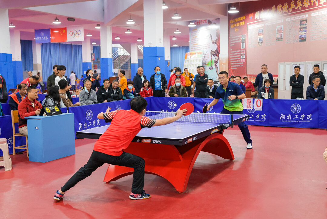 西方国家纷 西方国家纷