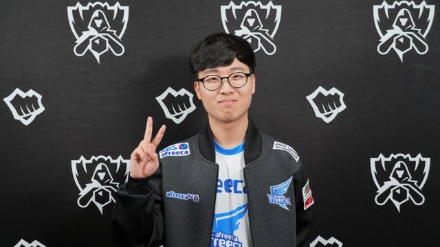 向球迷致意 向球迷致意