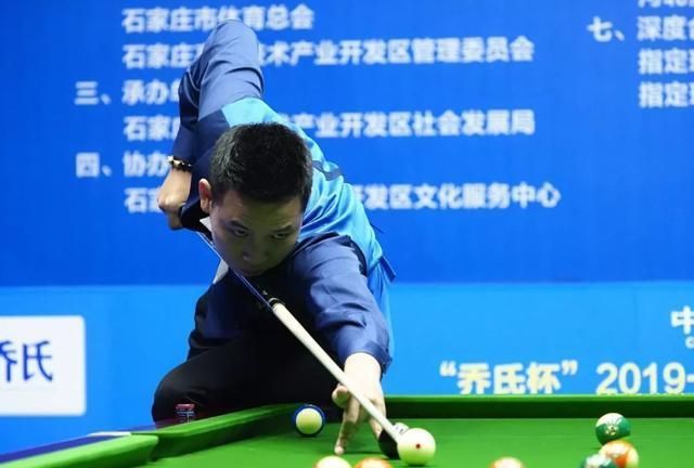 球迷们的期 球迷们的期